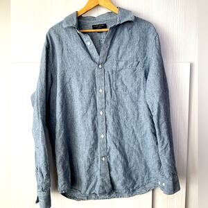 Banana republic linen blend button down
